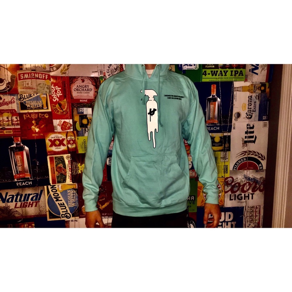 Adams polishes hoodie